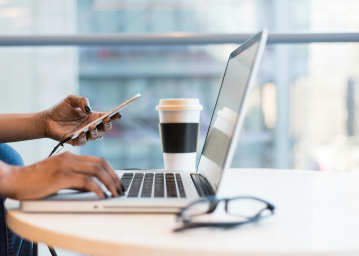 P 中国防疫进入精准治理新阶段,【全民核酸退出舞台】 13