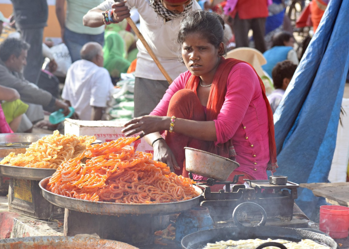一座城市的理性与温度、封城谣言背后、青岛疫情最新消息
