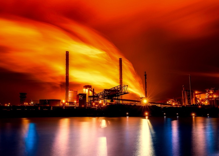 Z {精准防控下的动态清零新常态}，无本土病例，31省新增4例确诊