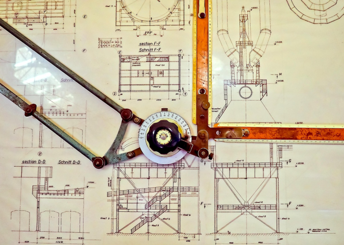 M {精准防控下的城市韧性考验}、南京疫情新动向