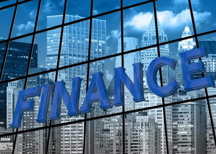 七万车次的防疫长城：通勤者轨迹上的生命纽带与系统韧性