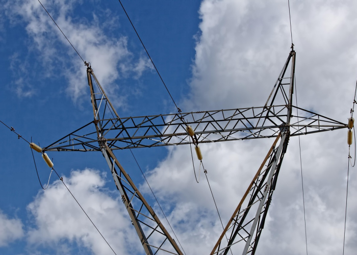 千名感染者的流动轨迹，个体命运与宏大叙事的交汇，微光长城