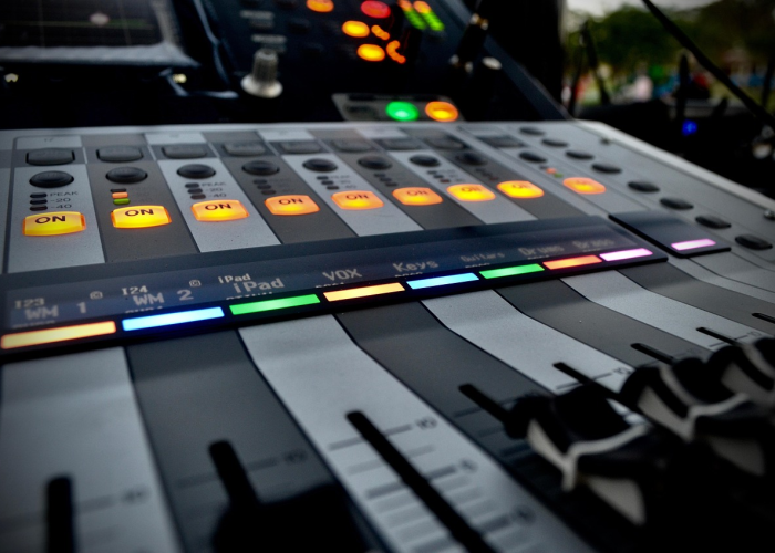 一座城的坚韧与温度、南京疫情传出好消息