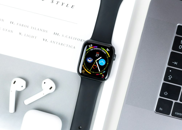 每周6500万感染预测：个体叙事与免疫长城的时代碰撞