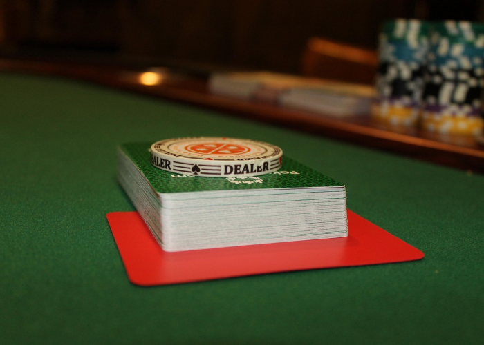 疫情星火与防控长城的持久博弈；(31省份新增19例确诊背后)