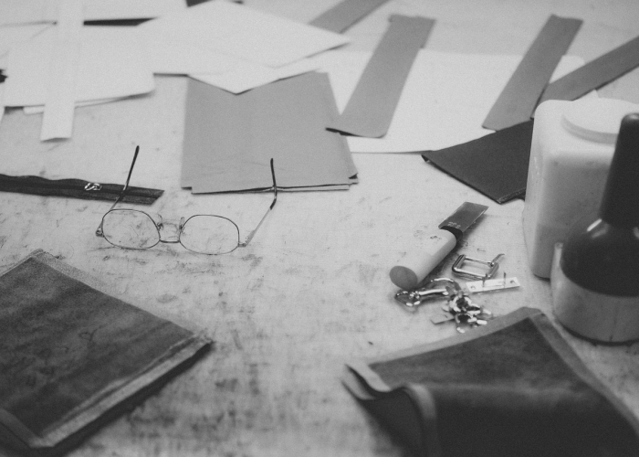 12粒微光与一座城的免疫系统：疫情刻度上的共生叙事