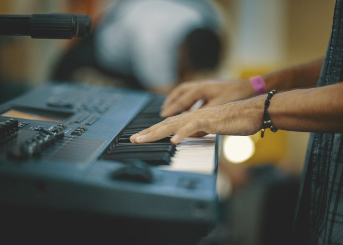 Q （精准防控下的城市脉动与市民日常）；镇江疫情最新消息今天