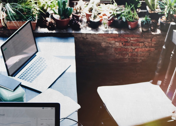 是千万个家庭的呼吸与共；数字背后；河南新增本土确诊52例