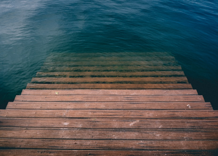 L 青春围城下的个体叙事与时代回响,南京一大学生感染新冠