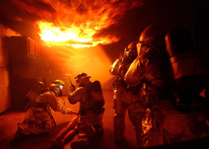 透视全球疫情下的中国防线与常态化治理新挑战，《31省新增11例境外输入病例》