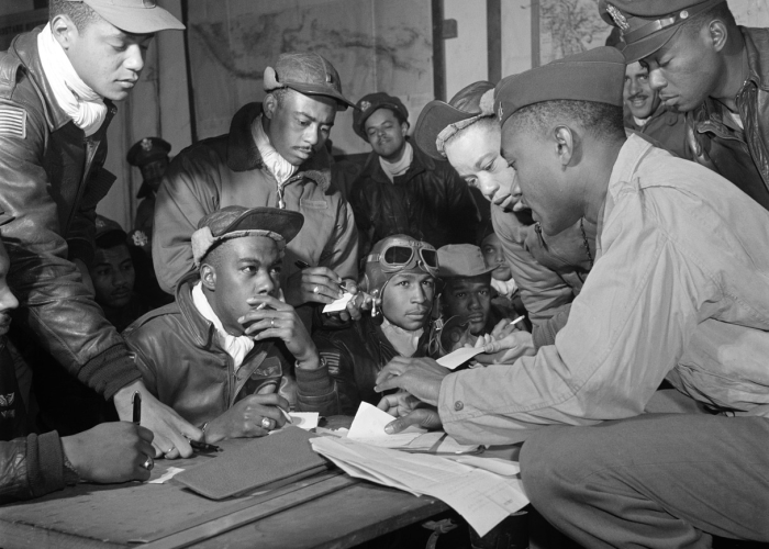 从日均6万到1.9万：城市脉搏平稳过渡，隧道尽头的光亮