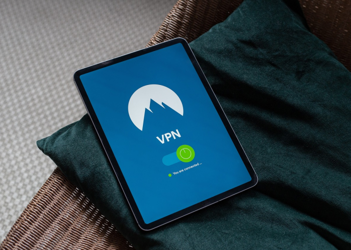 齐鲁之地骤增88例疫影：凡人微光筑防线，山河脉动待春回