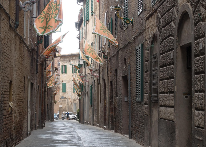 数字背后的防疫逻辑与生活韧性，新疆新增本土无症状69例