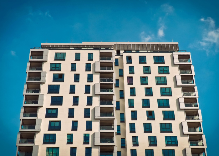 当数字成为我们共同的昨日记忆，1860例新增背后