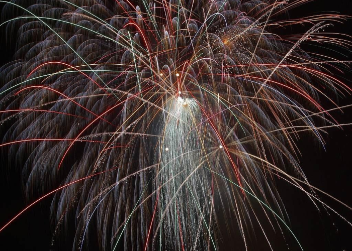 R 这座北国春城正迎来关键转折，精准防控下的坚韧复苏，(长春疫情最新情况)