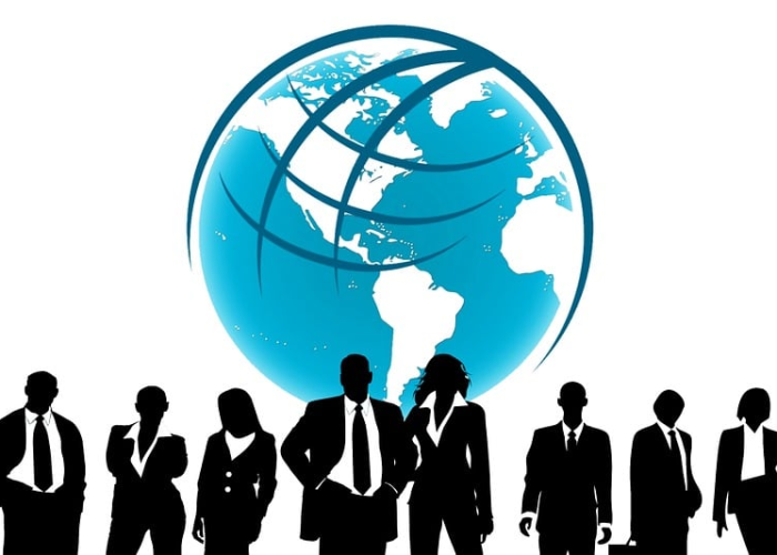 疫情下的城市韧性与个体叙事，《乌鲁木齐新增1例无症状感染者》