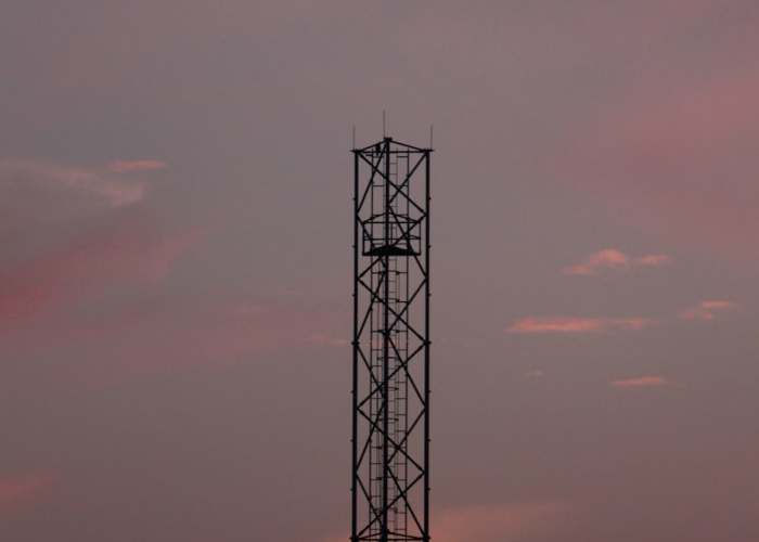 当人民大会堂蓝遇见石榴籽红，20大开幕式