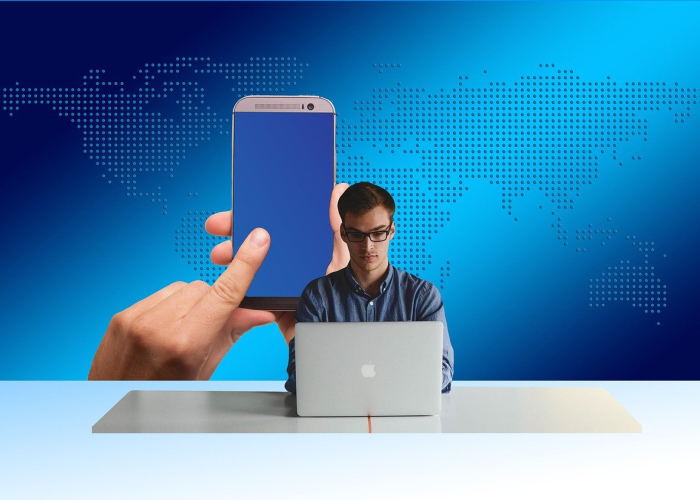 新疆新增3例本土确诊，生命绿洲的静默守望，一场与无形对手的耐力赛跑