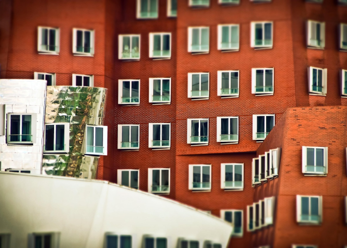 1325.5亿GDP背后的城市转型：从“青铜丰碑”到“微笑江豚”的生命力之旅