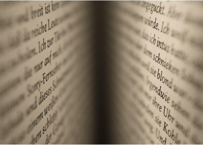 多国调整防控策略引关注，Omicron亚型株加速传播，全球疫情新变局