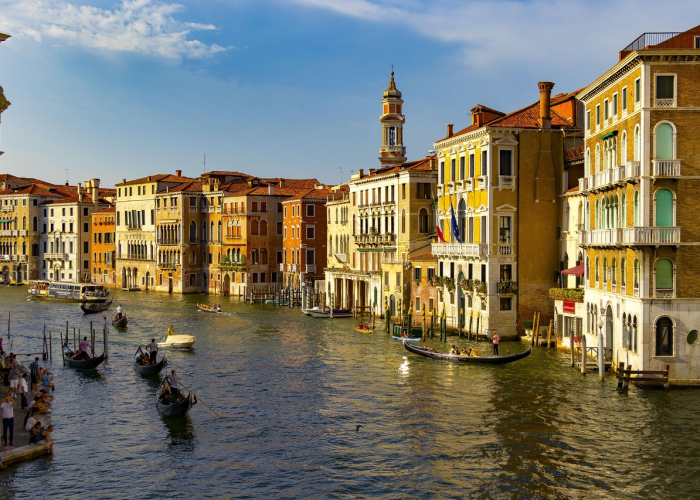 26例新增背后的精准防控，微光成炬，一座超大型城市的抗疫密码