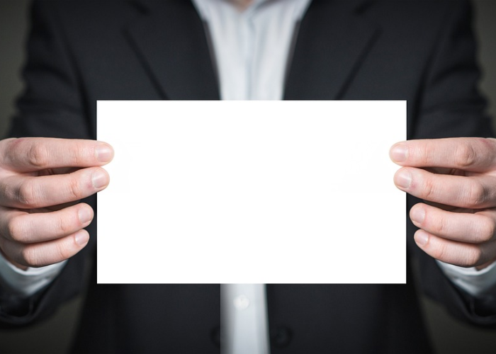 精密编织的防护网：春节归途上的个体选择与城市免疫系统的无声升级