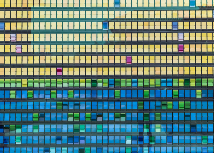 48例新增背后的坚守，疫情寒冬中的城市脉搏【隔离生活现场】【精准防控之路】【人文关怀之光】