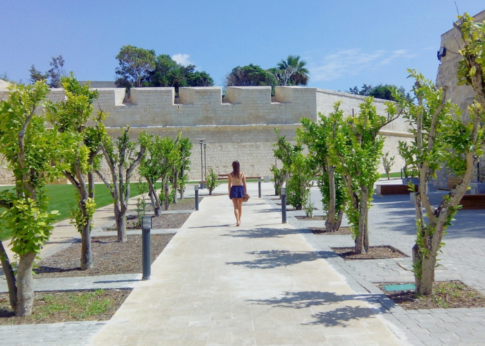 一场静默背后的城市韧性，[江苏多地发布通知]，南京检出9份阳性