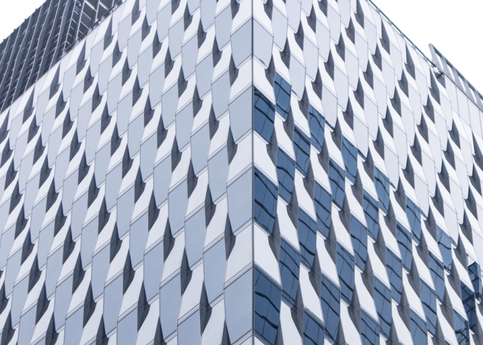 禄口机场的隐秘伤痕，当消毒水混入泪水，保洁员沉默的机场 L 29