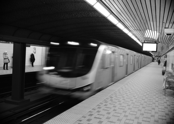 两小时高铁，连接苍山与春城的流动画卷，滇西城市群的血脉纽带