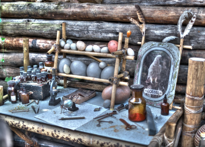 9+130背后的都市脉搏：疫情阴霾下的人间烟火与生命韧性